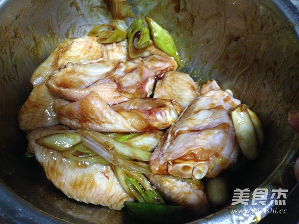 叉烧烤鸡翅的做法