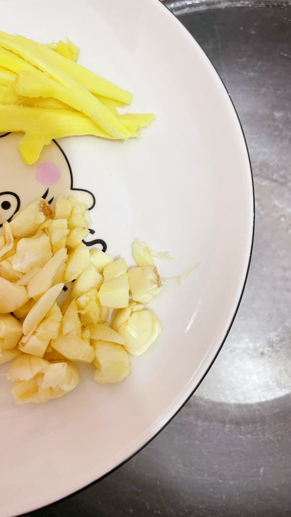 豆豉鲮鱼炒苦瓜