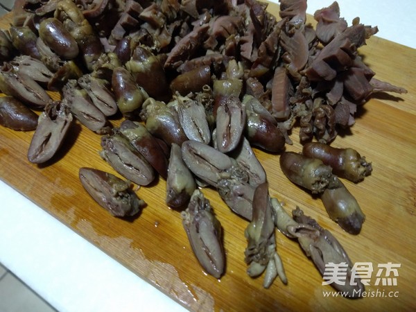 鸡胗拌豆角的做法