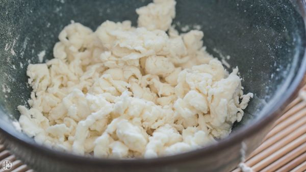 菌菇鲜虾疙瘩汤