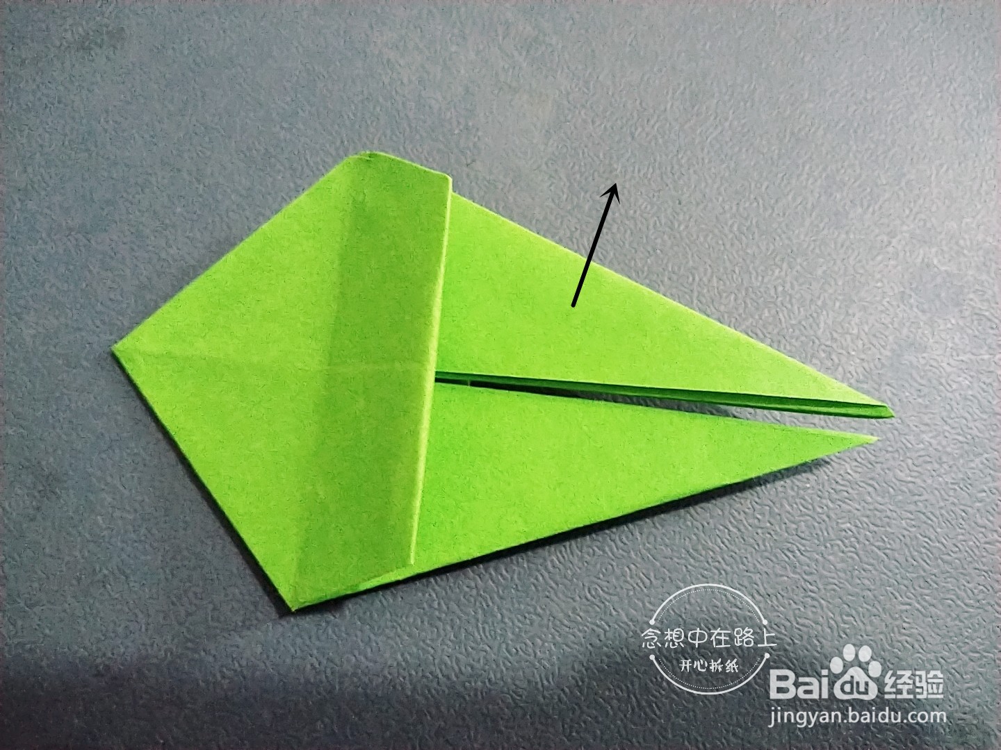 幼儿园小朋友学折纸 一只蜗牛