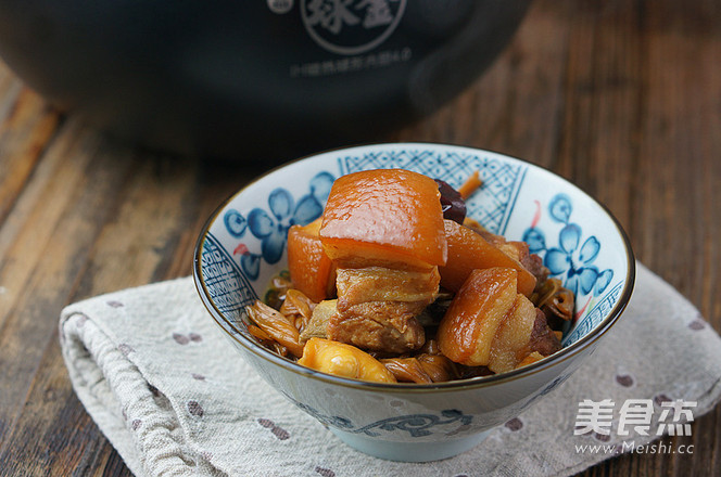 金针菜炖五花肉
