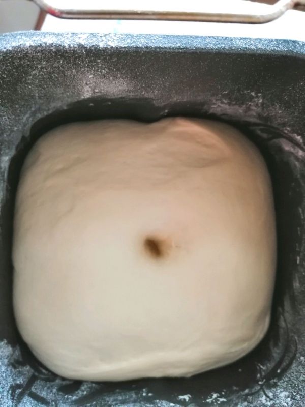 葱香火腿沙拉肉松面包