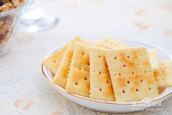 减肥期间不适合吃的食物。