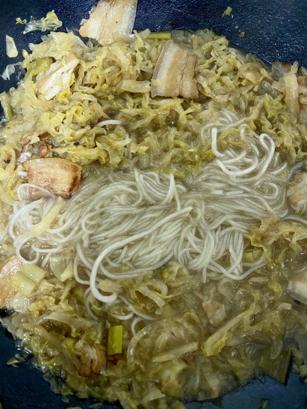 酸菜猪肉炖粉条