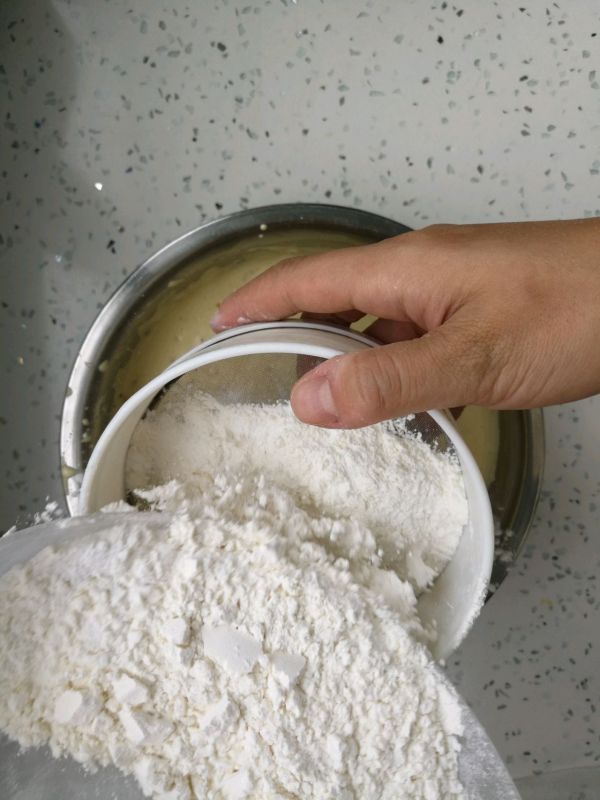 椰蓉蔓越莓蒸蛋糕