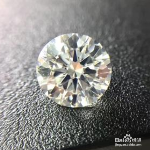 裸钻定制为什么比成品钻戒便宜