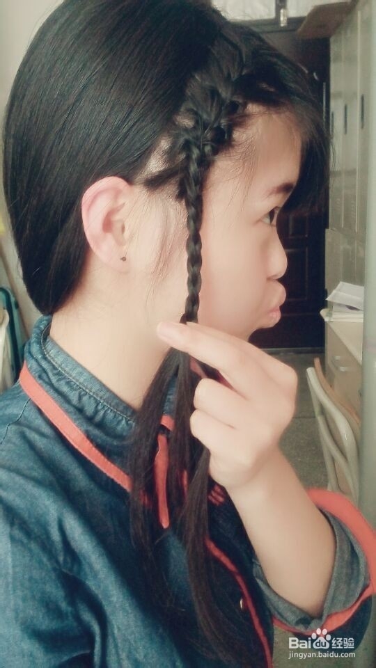 夏季刘海的漂亮处理方法