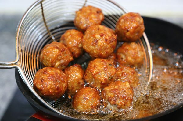 莲藕玉米芹菜肉饺子