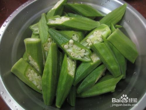 红椒清炒黄秋葵