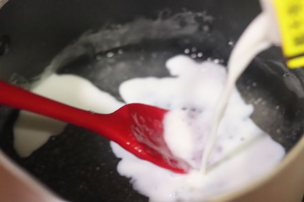 椰汁紫薯西米露