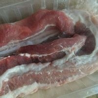 如何制作美味的葱爆五花肉