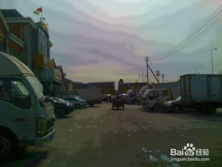 道路上行驶的摩托车怎样安全出行