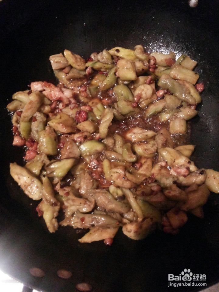 川味---茄子肉丁回锅，色泽漂亮的做法