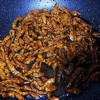 如何制作美味的京酱肉丝