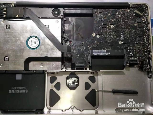 苹果2012 MacBook Pro A1278拆装清灰，涂硅脂膏（macbookproa1398拆机清灰）[图]