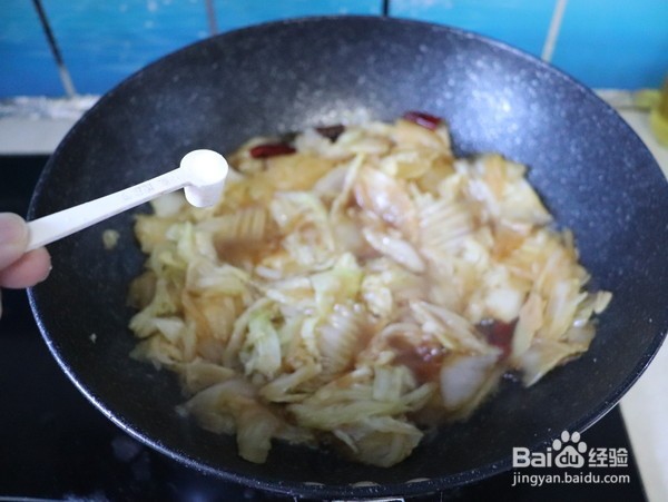 醋溜白菜片的做法