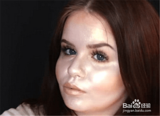 化妆更上镜、显脸小的化妆技巧有哪些？
