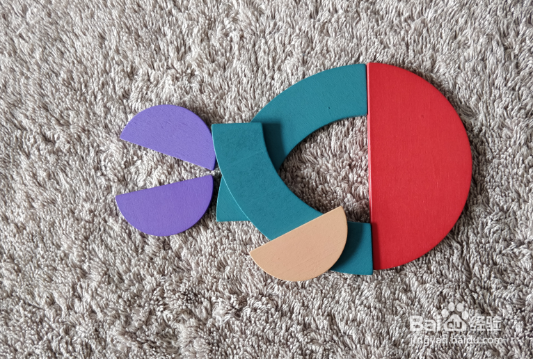 用蒙氏积木怎样拼一条鳙鱼呢?