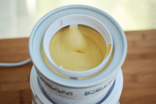 奶油芒果冰淇淋