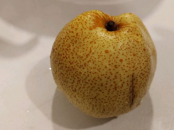 银耳炖雪梨甜汤