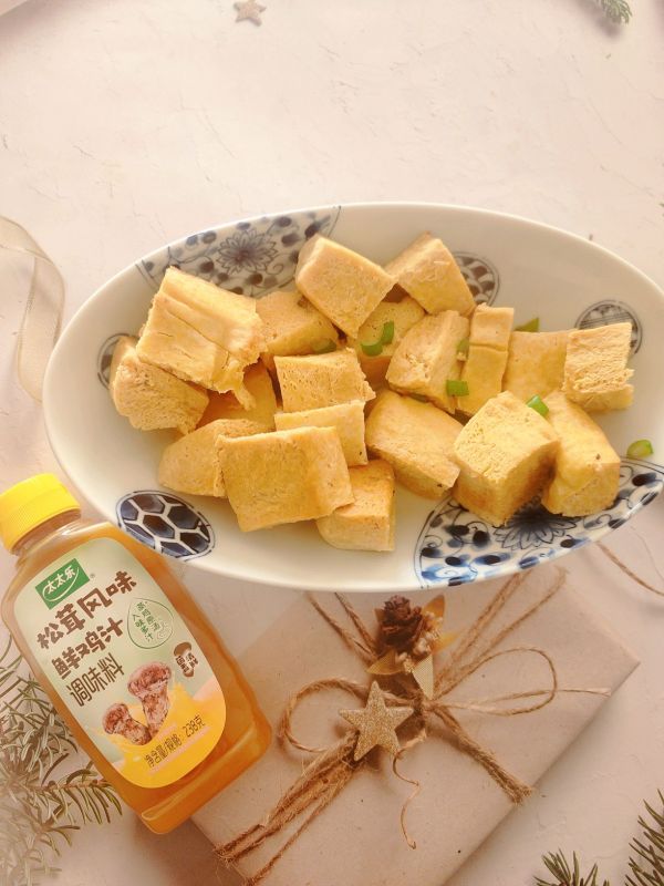 松茸风味烧冻豆腐