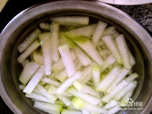 草菇毛豆炒冬瓜制作步骤