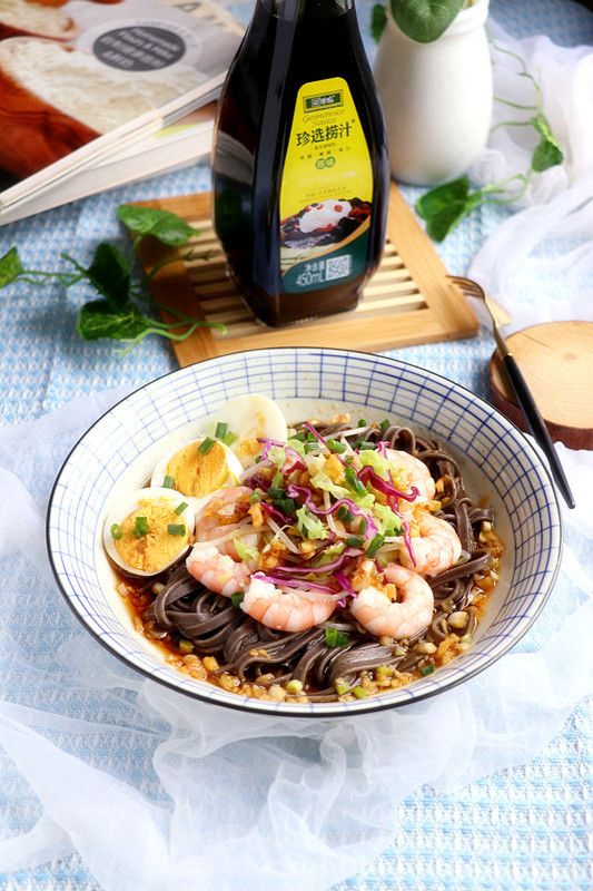 香蒜捞汁拌荞麦面