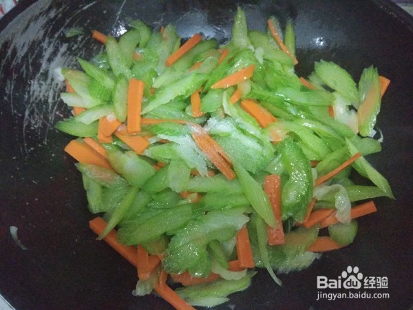 炒西芹的做法