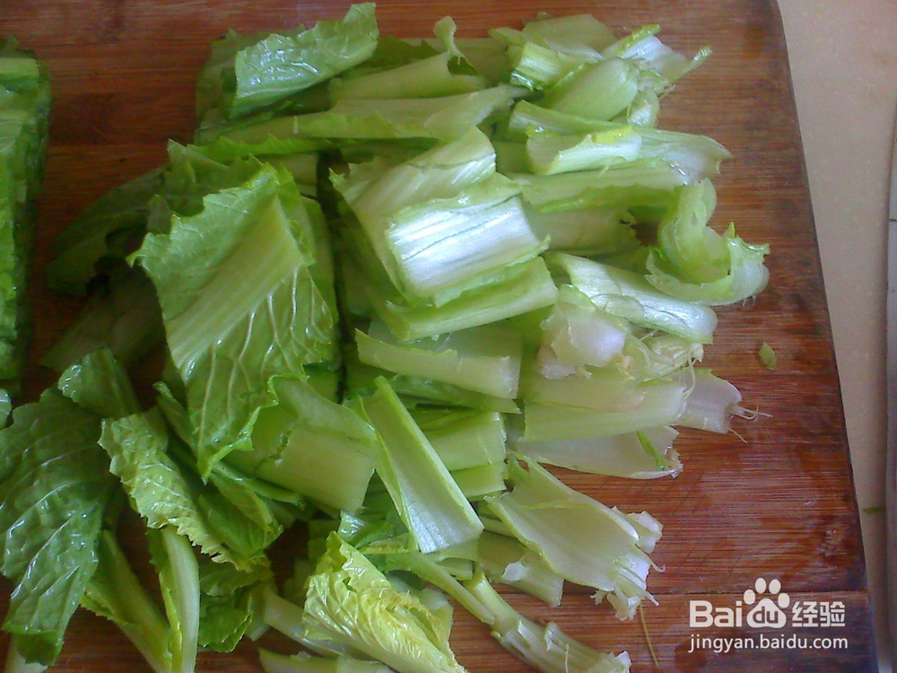 老年人怎样做好小白菜和牛肉的备料