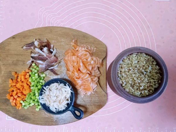 三文鱼藜麦炒饭