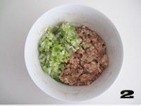 80后记忆中有年代感的传统面食——【葱花肉卷】