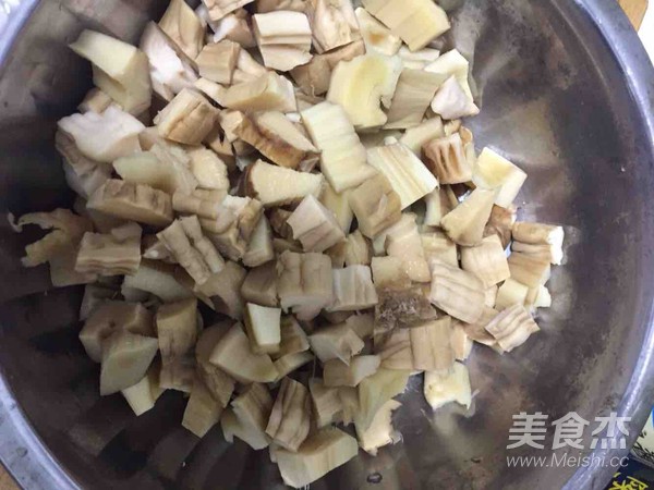 笋子烧牛肉的做法