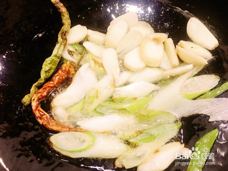 甜辣无油炒鸡的做法