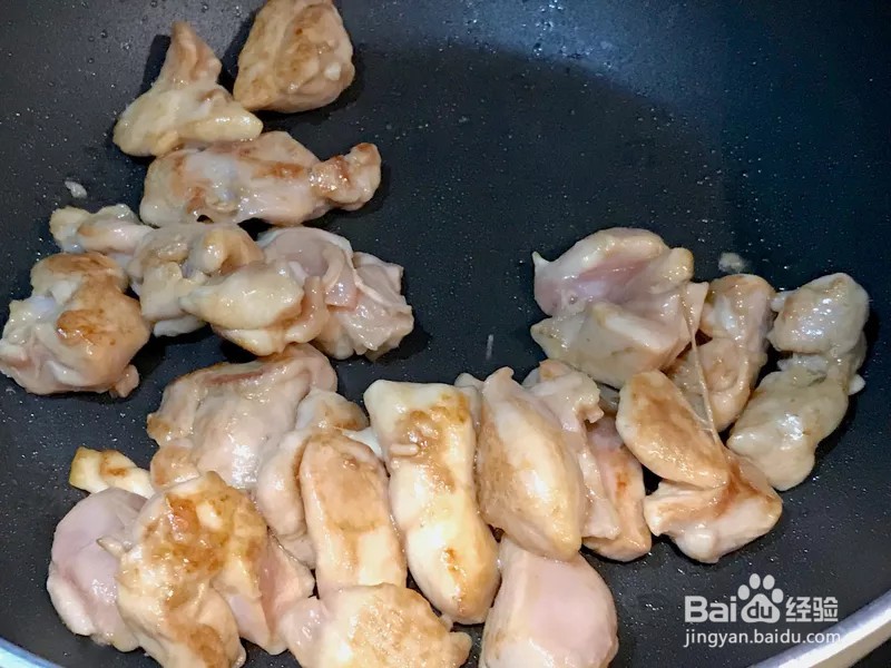 怎样做出家常菜系列之青椒炒鸡丁