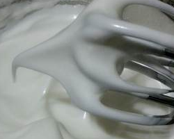 如何做超软的酸奶蛋糕