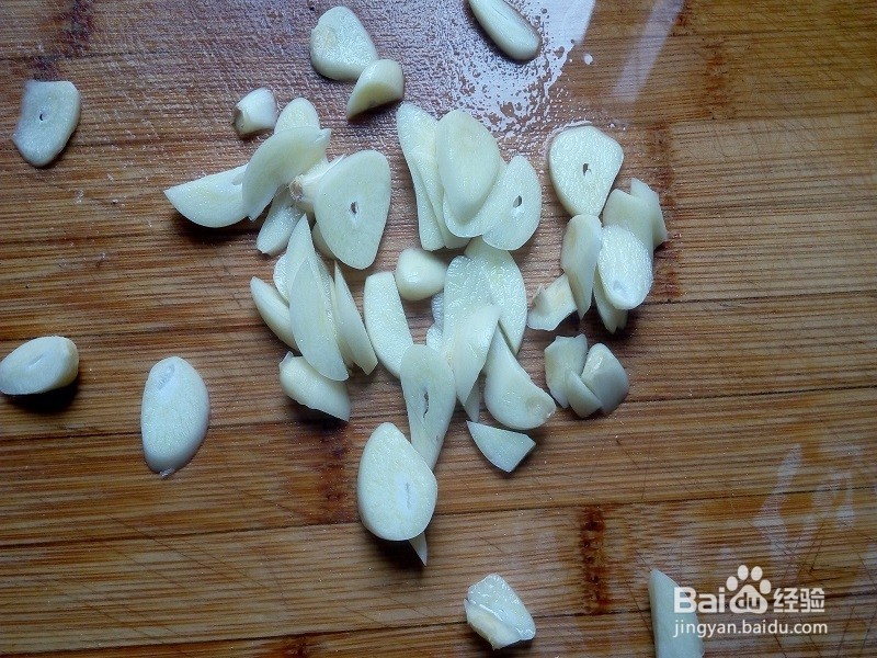 黑木耳炒鸡蛋的制作方法