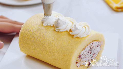 杨梅荔枝蛋糕卷的做法