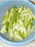 凡人。。烦事。。【芦笋炒虾球】