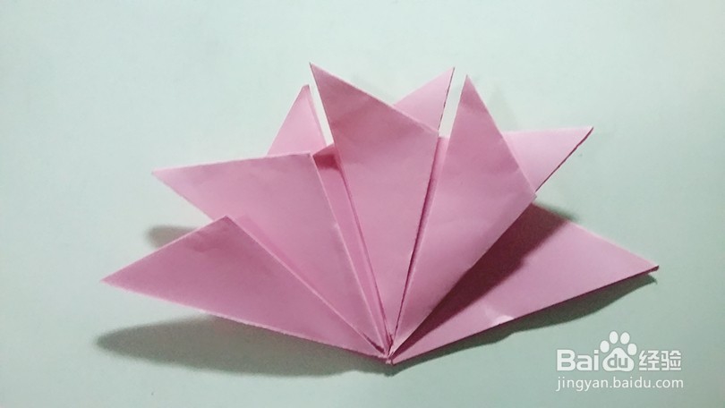 教师节的礼物------如何彩纸折叠一朵康乃馨