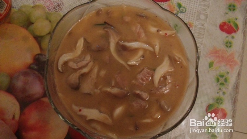 蘑菇肉棒美味汤的做法