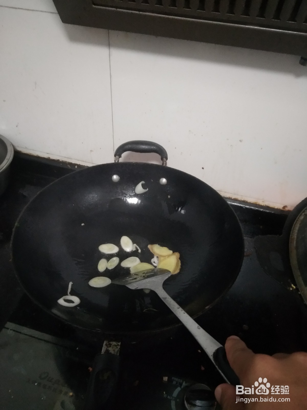沙丁鱼炒千张