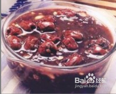 黑米红枣滋补粥的做法