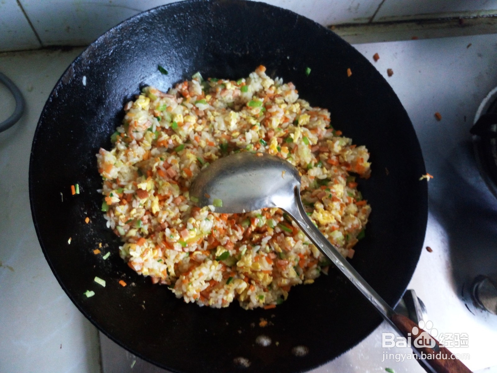 营养蛋炒饭----小盆友的大爱