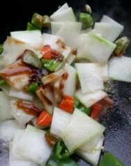 如何做酸辣冬瓜