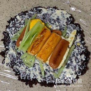 紫米饭团的做法