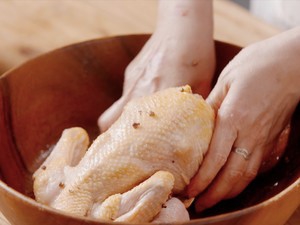 好吃又新奇的咸鸡蛋菜泡饭