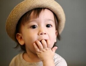 小儿为何易得急性喉炎？