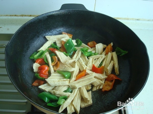 白玉菇炒腐竹的制作方法