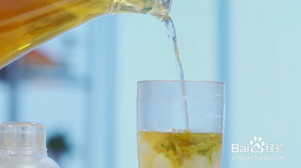 酥到掉渣的养乐多姜汁桂花蜜酿